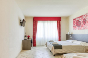 Отель Hotel Lumin  Кремия
